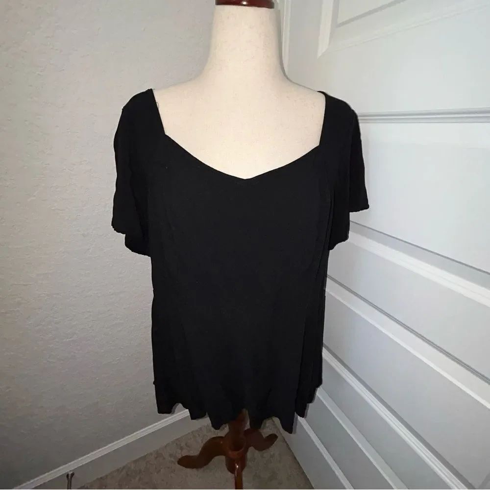 Torrid Short Sleeve Peplum Blouse Shirt Top